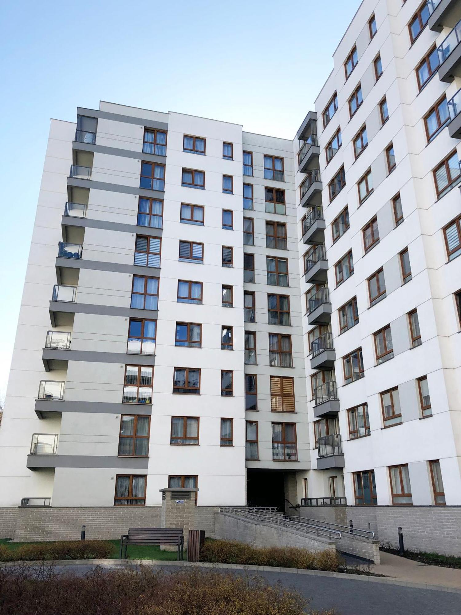Al Krakowska 291A By Homeprime Варшава Екстериор снимка